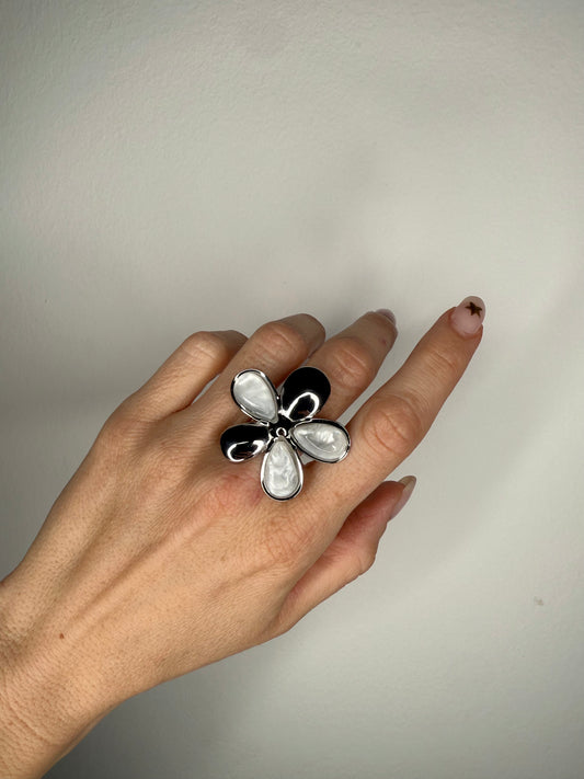 Anello Petal