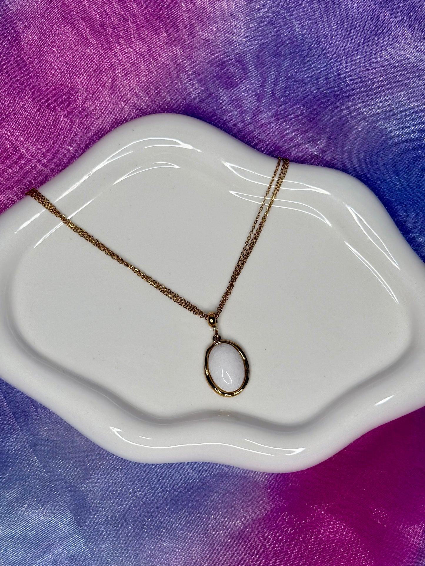 Collana White Opal