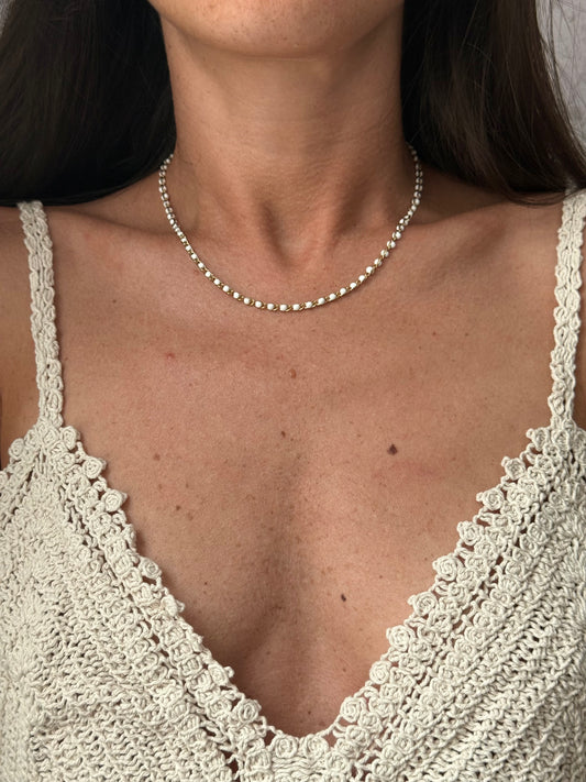 Collana White