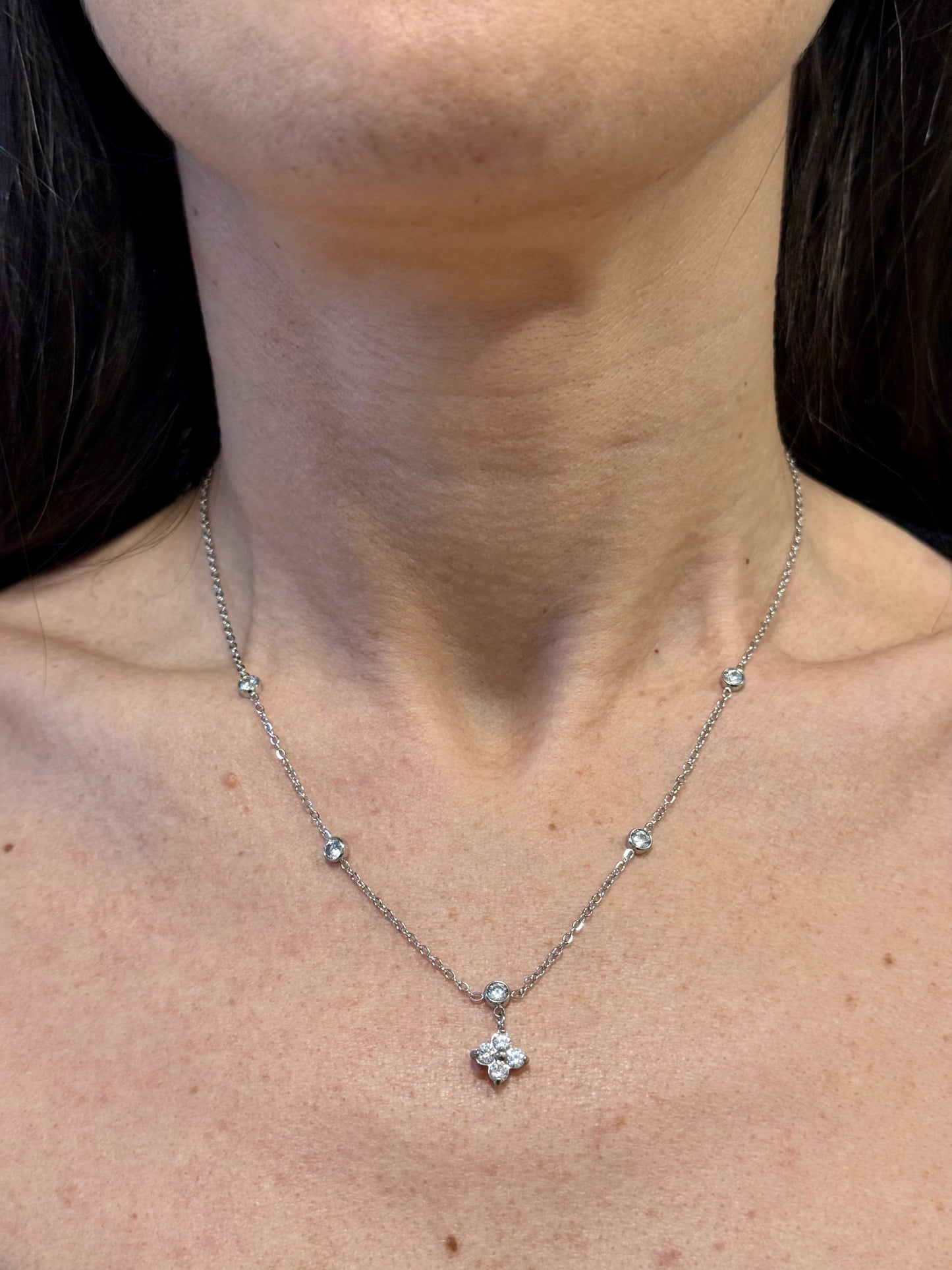 Collana Lux